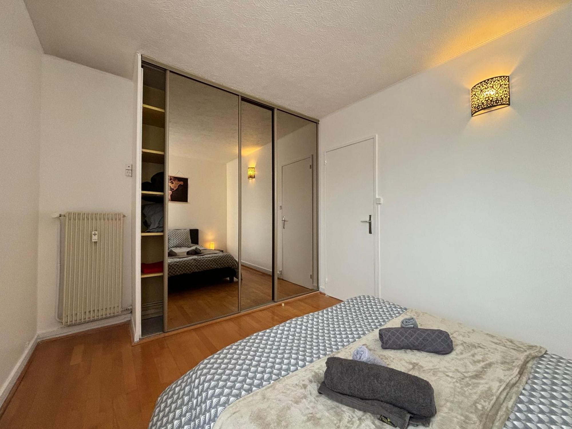 Ferienwohnung Guyon - Cosy Proche Gare Parking Facile - Balcon #Sirdest Franconville  Exterior foto